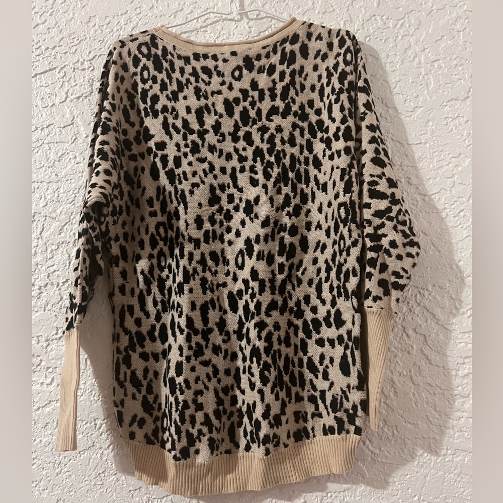 Sweater - Picture 3 of 3
